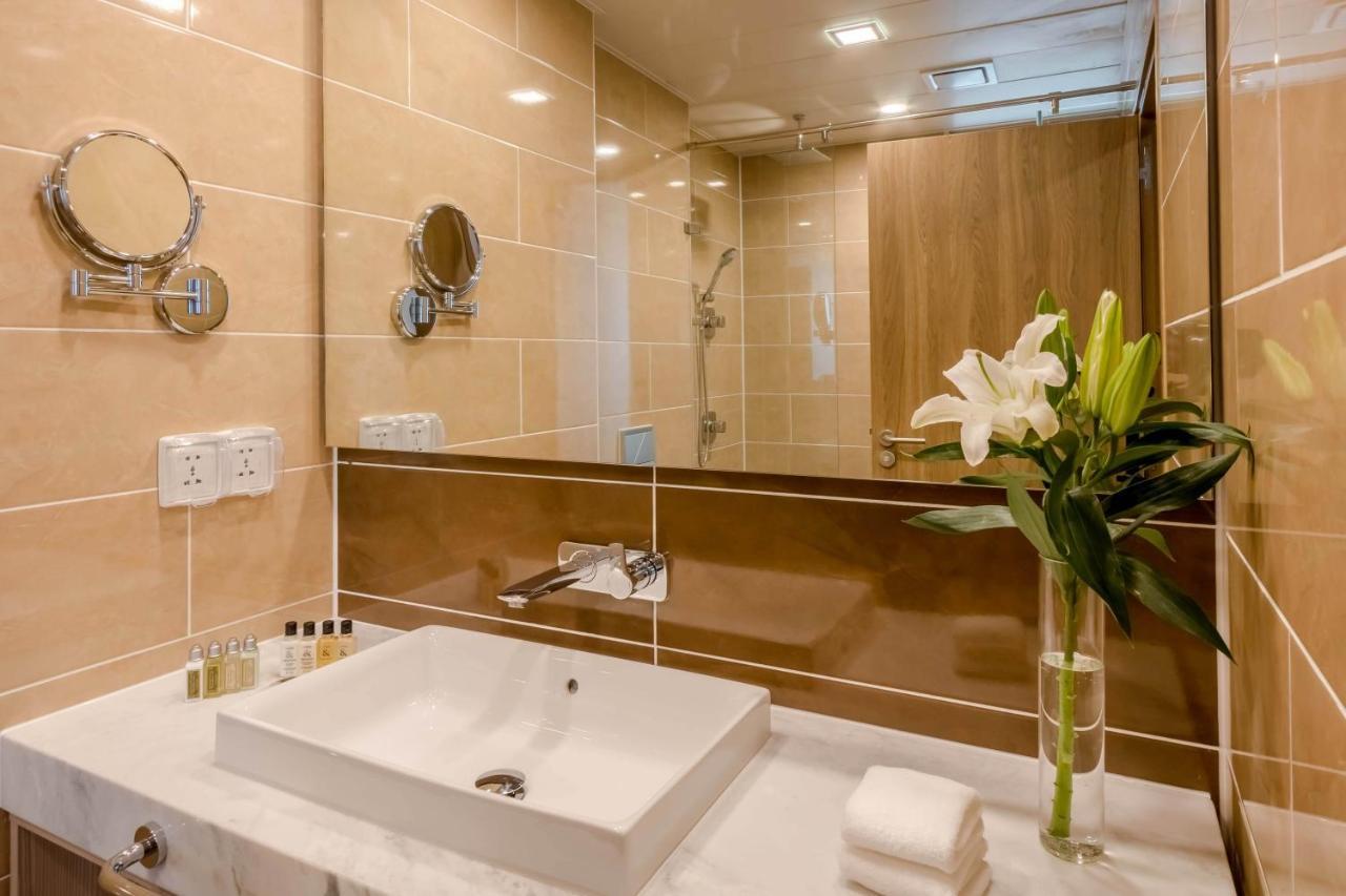 Holiday Inn Ulaanbaatar By Ihg Ngoại thất bức ảnh