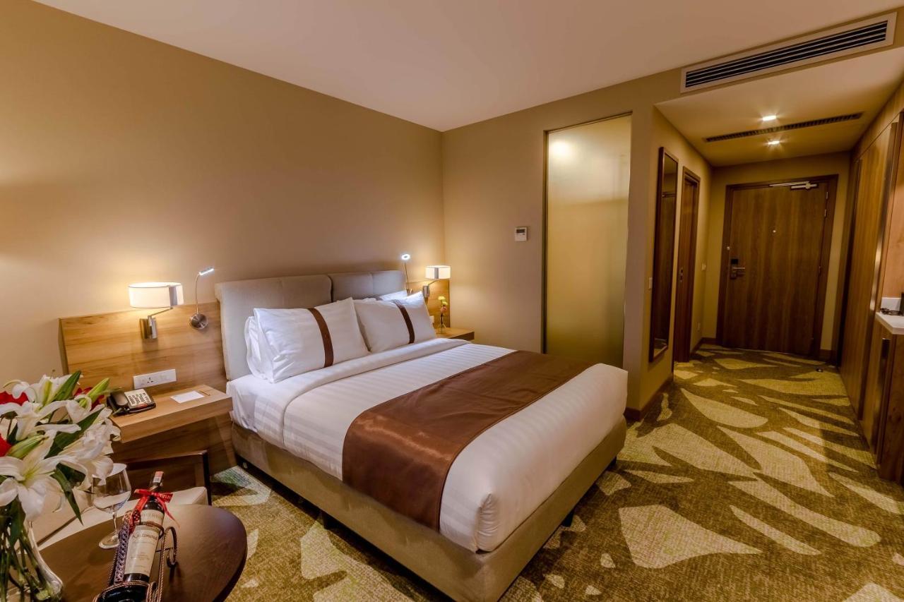 Holiday Inn Ulaanbaatar By Ihg Ngoại thất bức ảnh